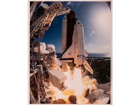 Space Shuttle 57 mission Nasa code KSC-93PC-881 
